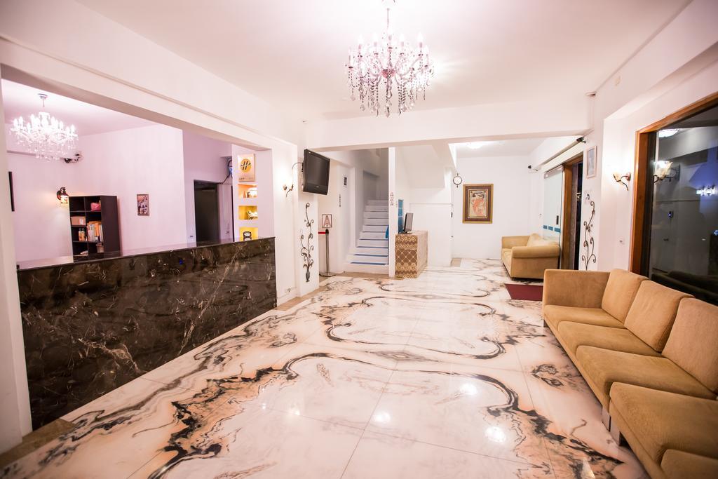 Rainbowtown Hotel Kota Hualien Bagian luar foto